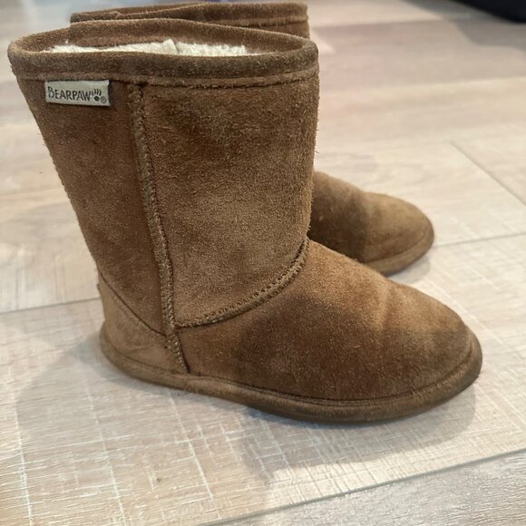 BEARPAW SUEDE GIRLS BOOTS SIZE 12 - Picture 1 of 9